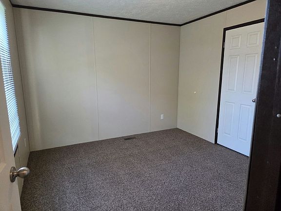 5th image of 51000 Mott Rd #204
