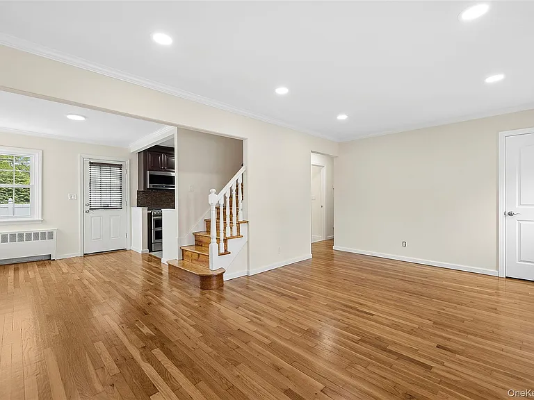 2 Dorset Ln — Photo 7