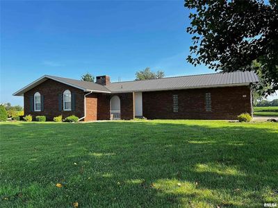 210 W 5th St, Saint Peter, IL, 62880