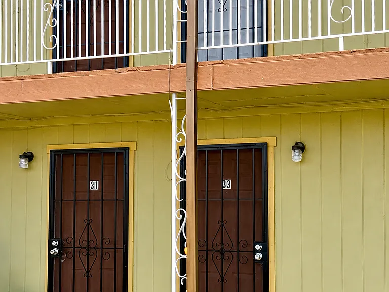 Highlander Apartments — Photo 10