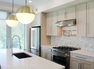 936 N High St #406, Columbus, OH 43201