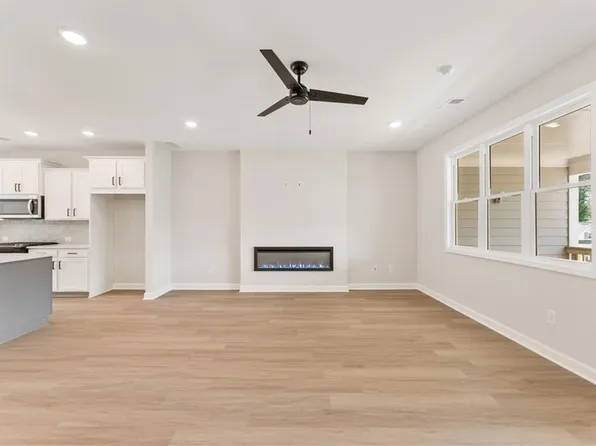 1918 Kinnard Aly, Kennesaw, GA 30144