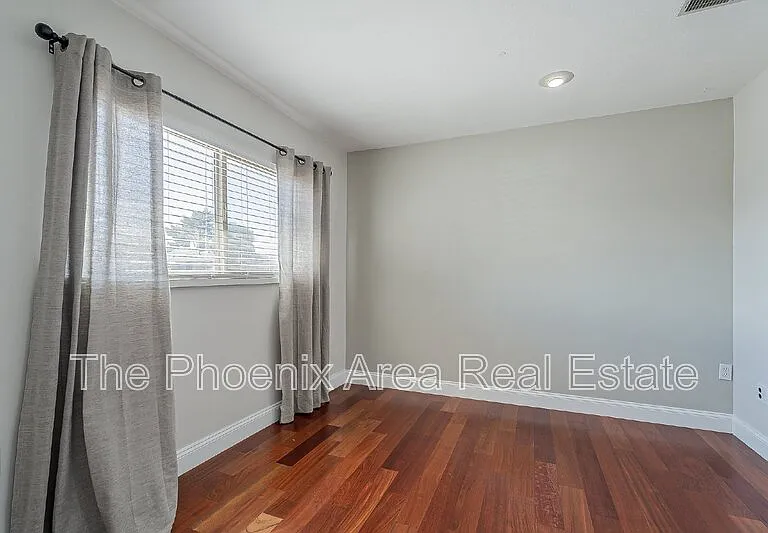 8654 E Windsor Ave — Photo 37