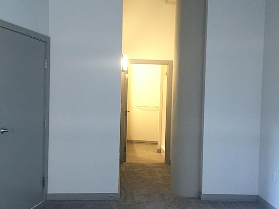 5th image of 2020 Euclid Ave APT 506