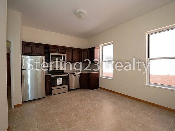 3rd image of 27-10 23rd Ave #F2