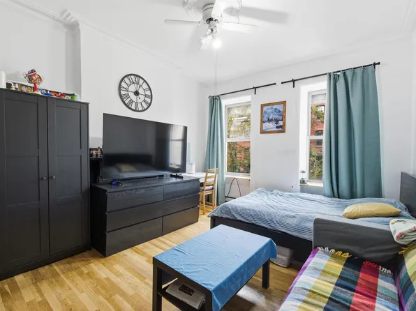 570 Jersey Avenue image 30 of 37