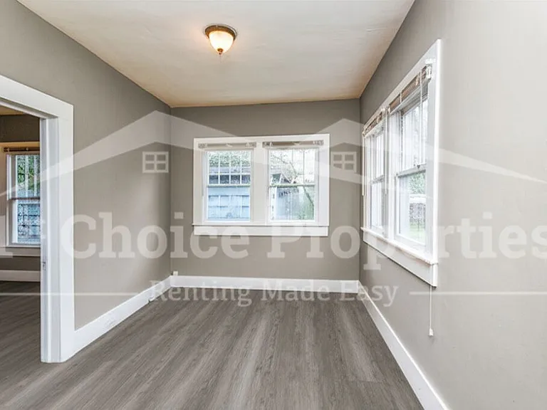 617 83rd Pl S — Photo 8