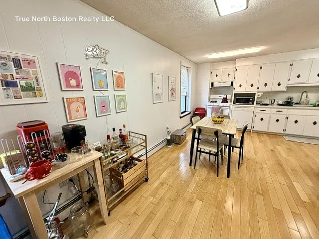 436 Commercial St #2 — Photo 6