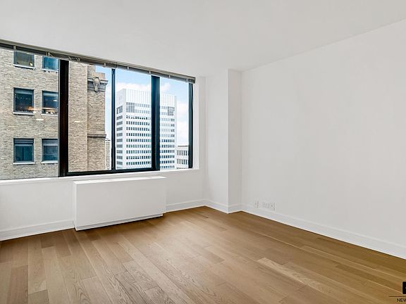 3rd image of 445 5th Ave #26G