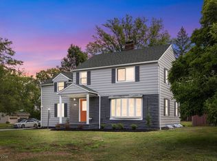 2355 N Taylor Rd, Cleveland Heights, OH 44112