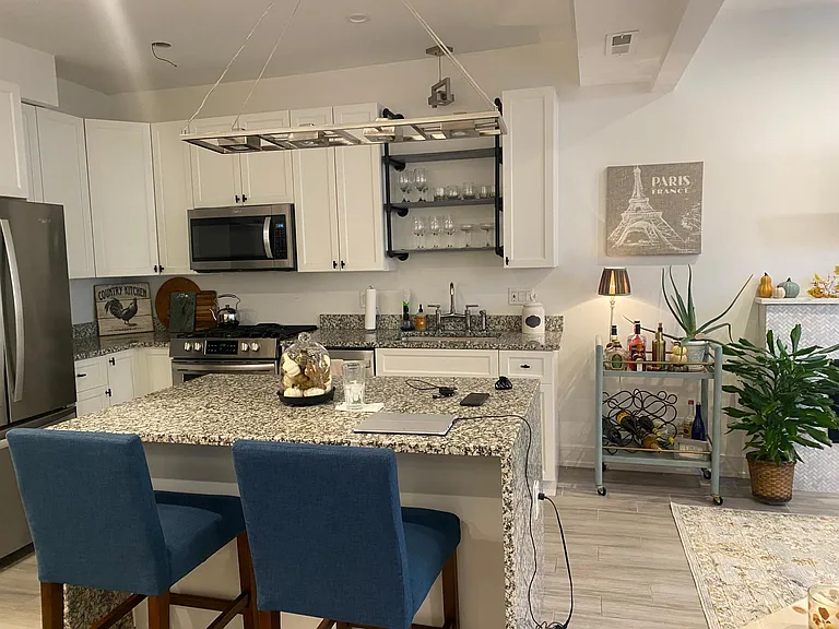 1441 W Fry St #1N — Photo 5