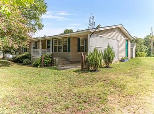 682 Island Ford Rd, Inman, SC 29349