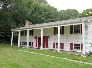 76 Daniels Ave, Waterford, CT 06385