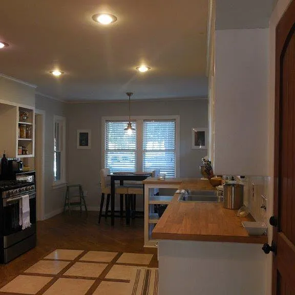 3304 NW 22nd St — Photo 10