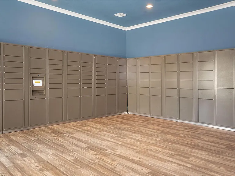 19100 Glenwest Dr #238 — Photo 36