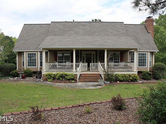 5th image of 5540 Woodridge Ln
