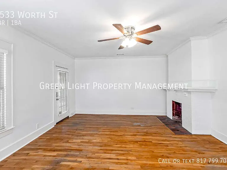 4533 Worth St — Photo 5
