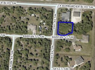 657 Banyan St SW, Palm Bay, FL 32908