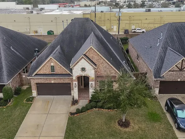 5423 Mason Mountain Ln, Houston, TX 77059