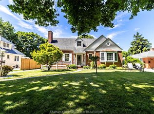 310 Victoria Ave, Chatham Kent, ON N7L3A9