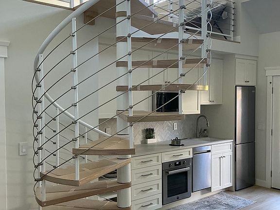 2nd image of 1517 Burlingame Ave #A