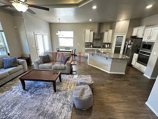 3673 Cabrillo Ct — Photo 9
