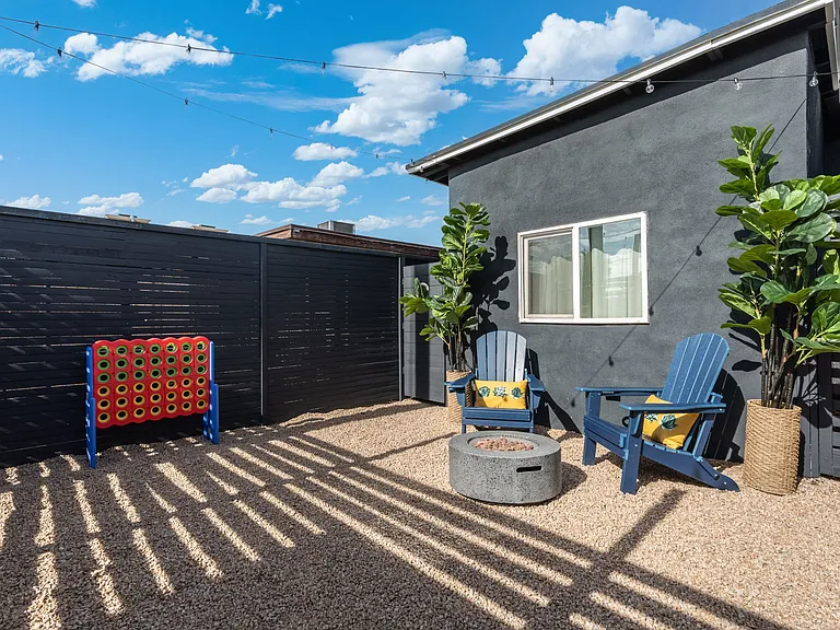 1341 E Willetta St #B — Photo 3