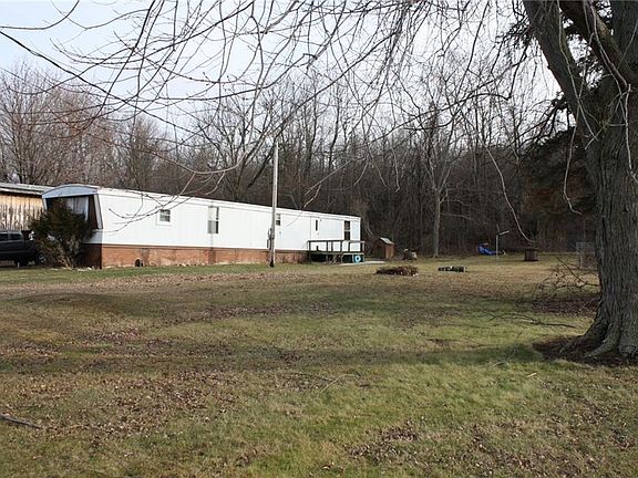 5th image of 2832 Martin Dr
