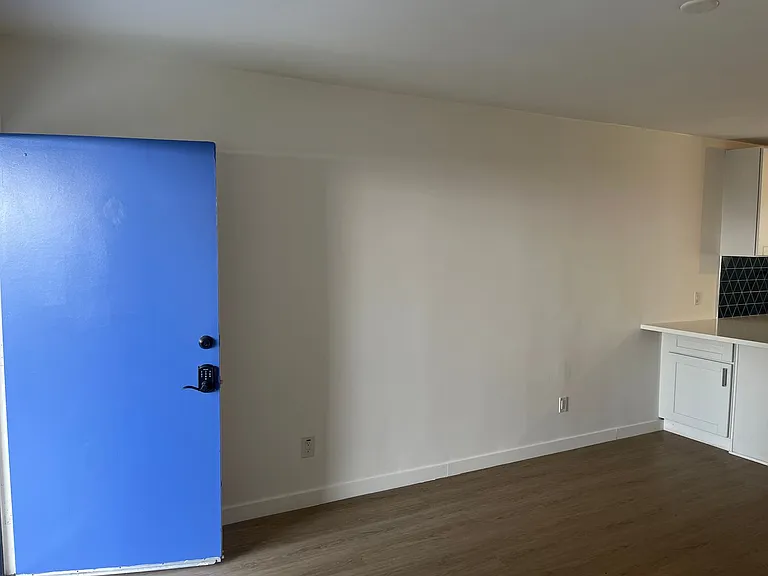 255 S Avenue 55 — Photo 14