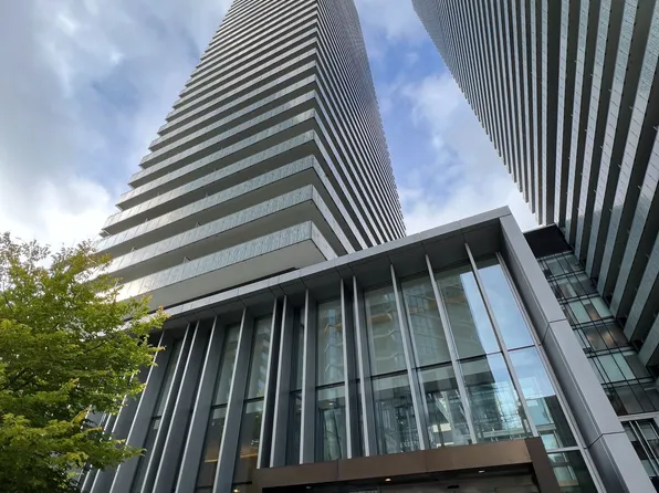 42 Charles St E #4103, Toronto, ON M4Y 0B7