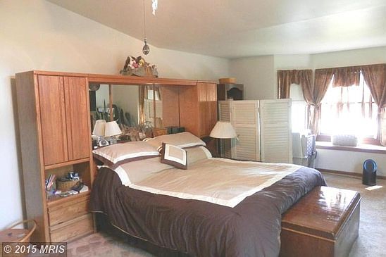 Master bedroom 32x16