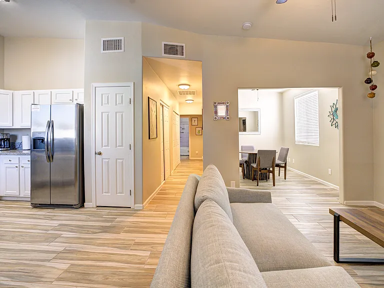 5025 E Lee St #2 — Photo 29