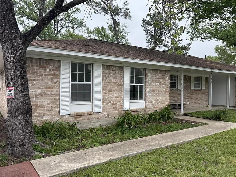22189 E Martin Dr — Photo 4