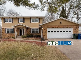 4428 Spring St, Davenport, IA 52807