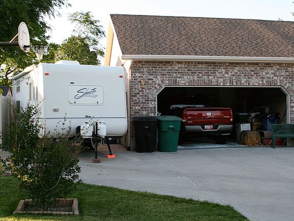 4th image of 2216 W Countryside Ln