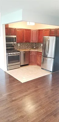 Rented by R New York | media 7