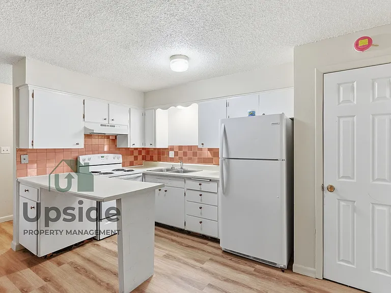 217 E Sinto Ave — Photo 9