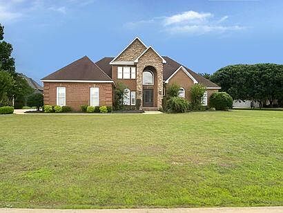 1st image of 2933 Orchid Cir