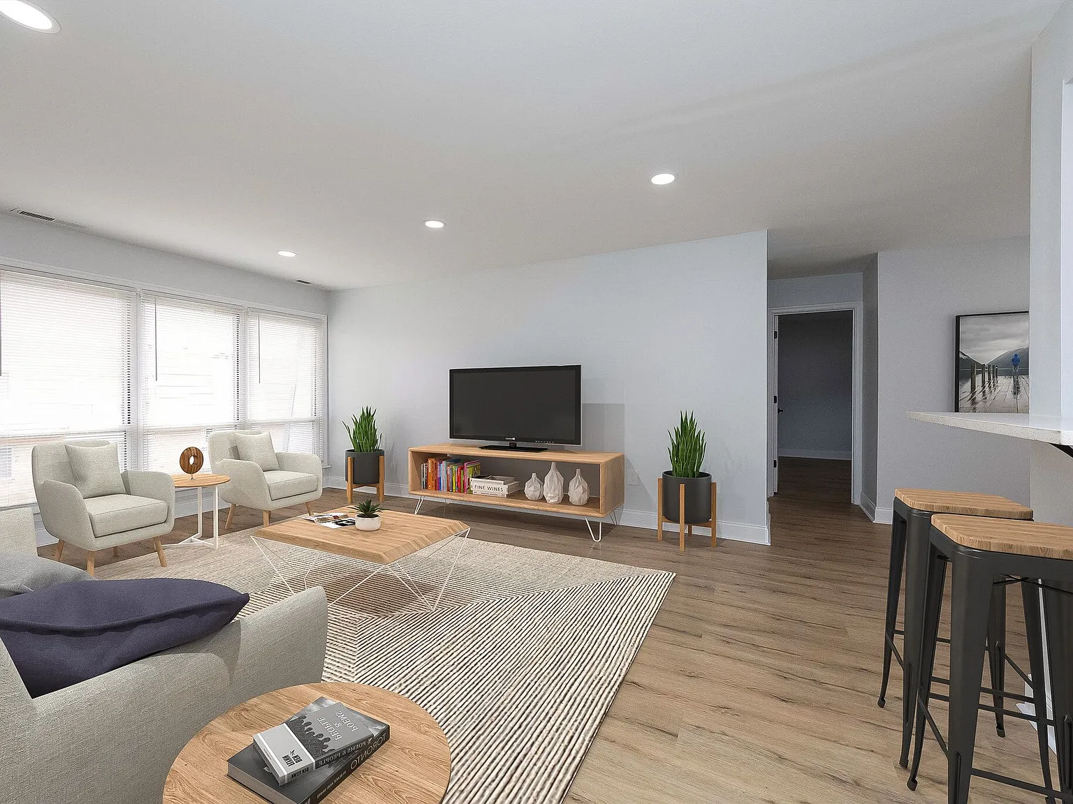 Claridge Court Apartments — Photo 2