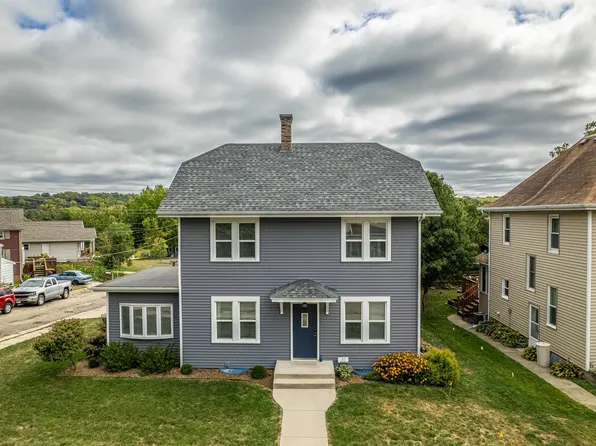 100 3rd St, New Glarus, WI 53574