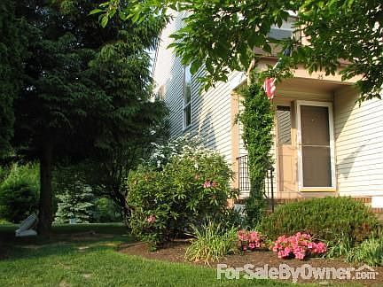 2nd image of 26 Aberdeen Dr S