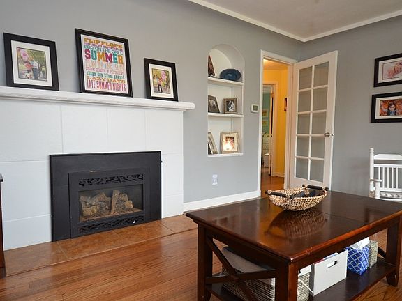 5th image of 2732 W Lacrosse Ave