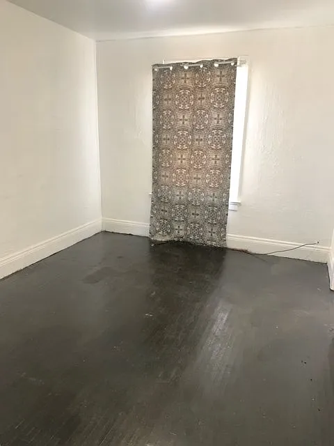 2 bed, 1100 sqft, $850 — Photo 2