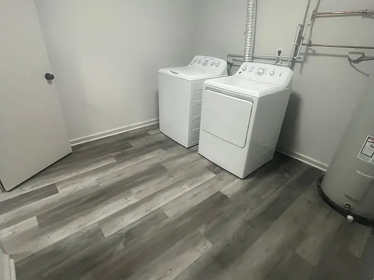 139 E Butler Ave — Photo 5