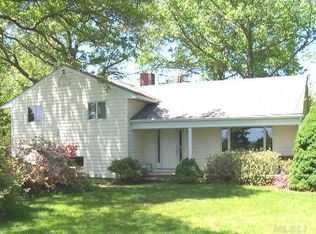 5284 Route 25a, Calverton, NY 11933