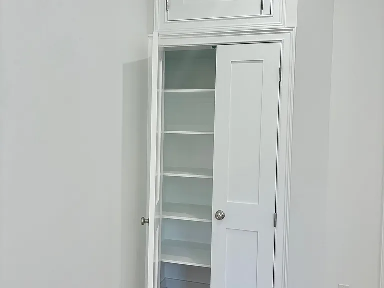 372 Clinton Ave #5 — Photo 7