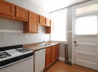218-228 Pleasant Pl #136-1, Oak Park, IL 60302