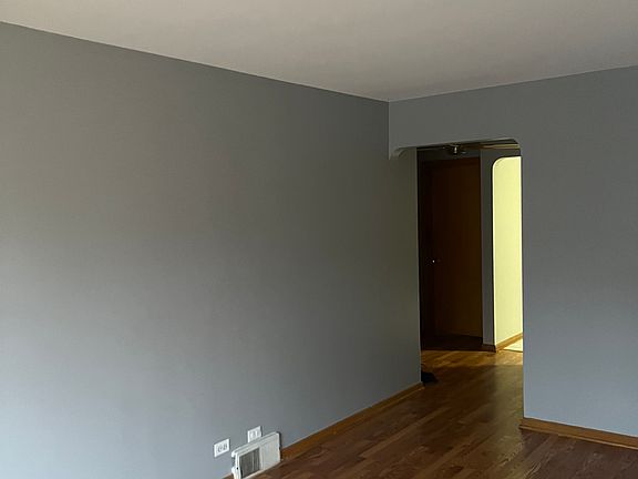 3rd image of 5530 N Major Ave
