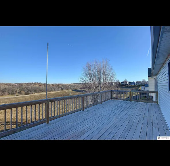 8002 Newport Ave — Photo 5