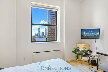 Rented by City Connections Realty